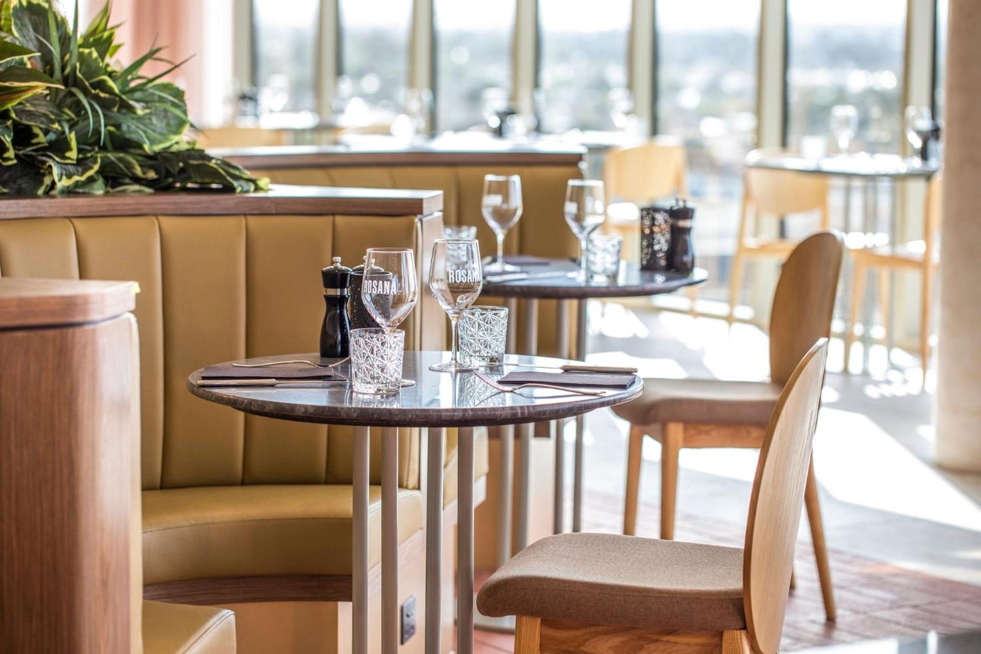 Holiday Inn Werribee By Ihg Εξωτερικό φωτογραφία